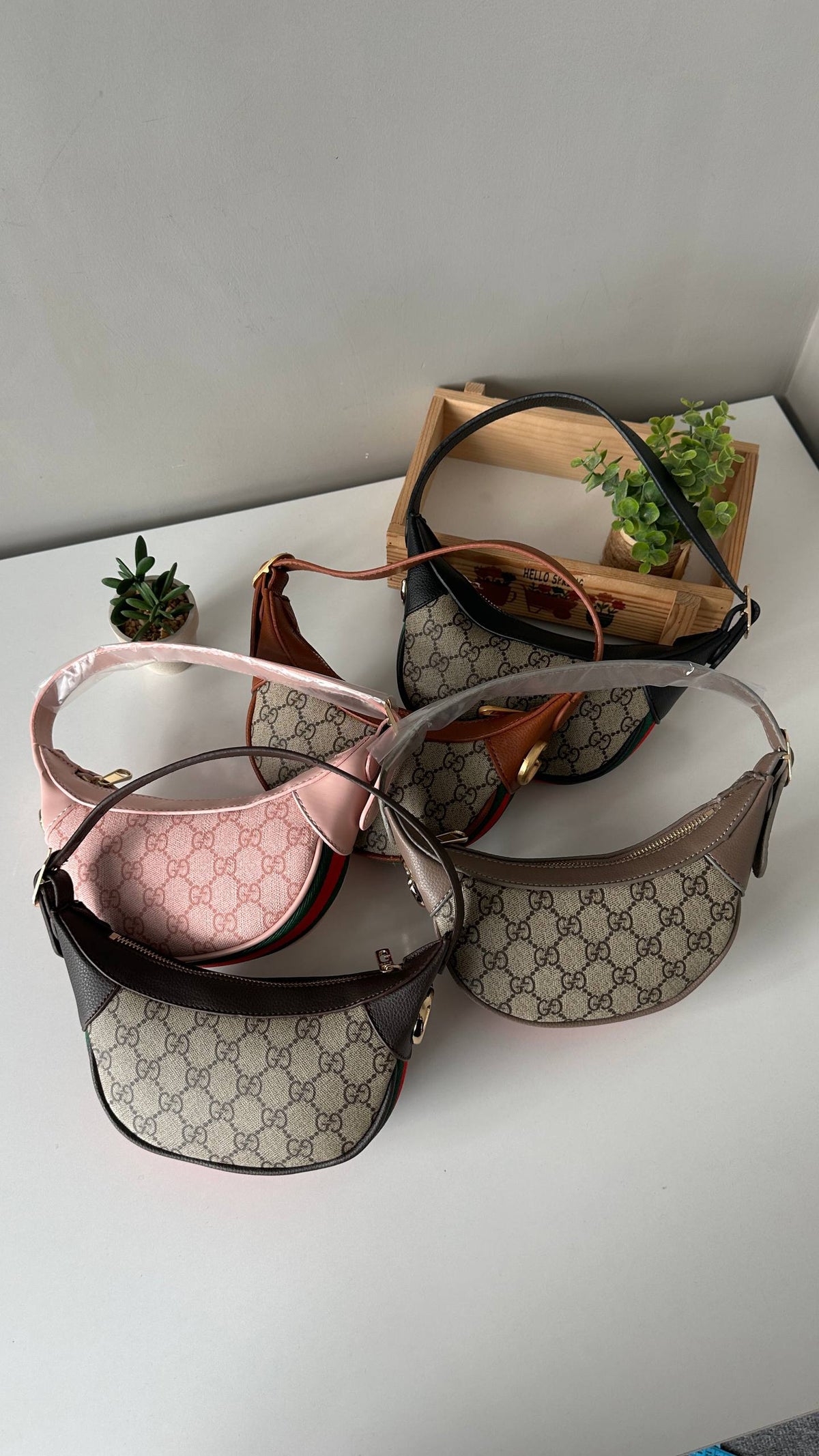 Gucci Ophidia GG Mini
